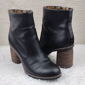 Korks By Kork-Ease Destiny Black Side Zip Round Toe Block Heel Ankle Boot Shoe